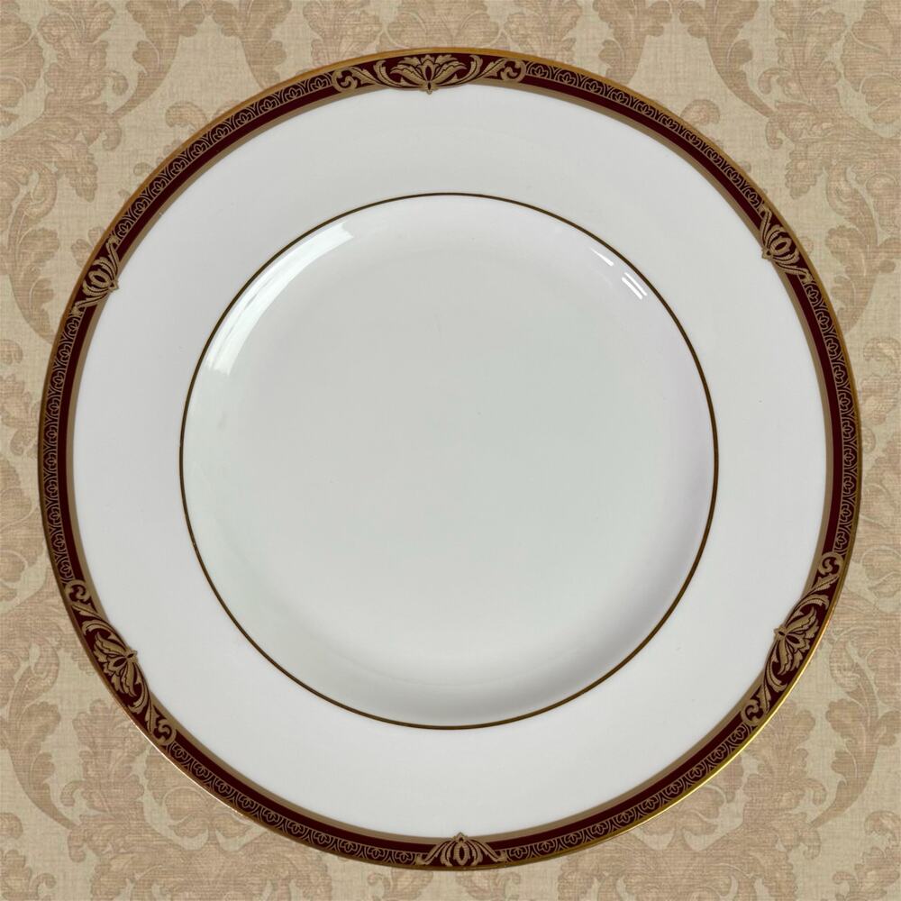 Royal Doulton NEW Tennyson H5249 Gold Trim 10 5/8" Dinner Plate Replacement
